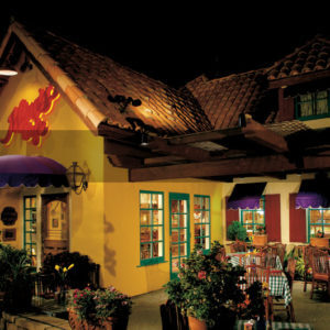 Mimi's Cafe exterior at night