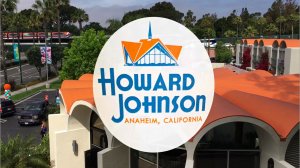 Charles Phoenix presents the Howard Johnson Anaheim Retro Re-Do
