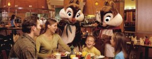 Disney dining with Chip and Dale